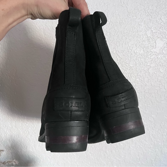 Sorel Lolla Chelsea Womens Black Leather Slip On Chelsea Boots size 8.5 - Picture 7 of 8